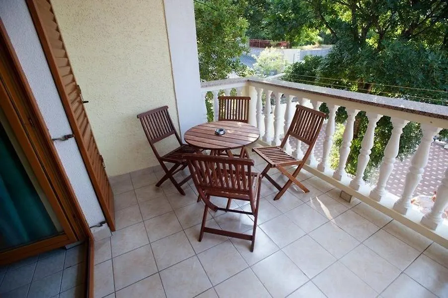 One-Bedroom Apartment With Terrace In Povile 3542-4 Croatia